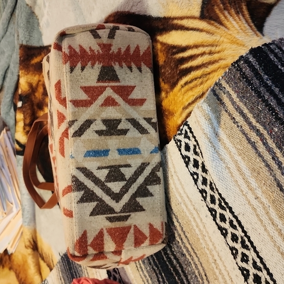 Aztec Tote - Picture 7 of 7